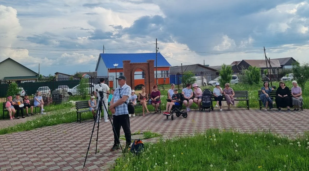Фотоальбом «Юбилей микрорайона "Горка".», 13.06.26 г.

https://vk.ru/album-68657817_310125339