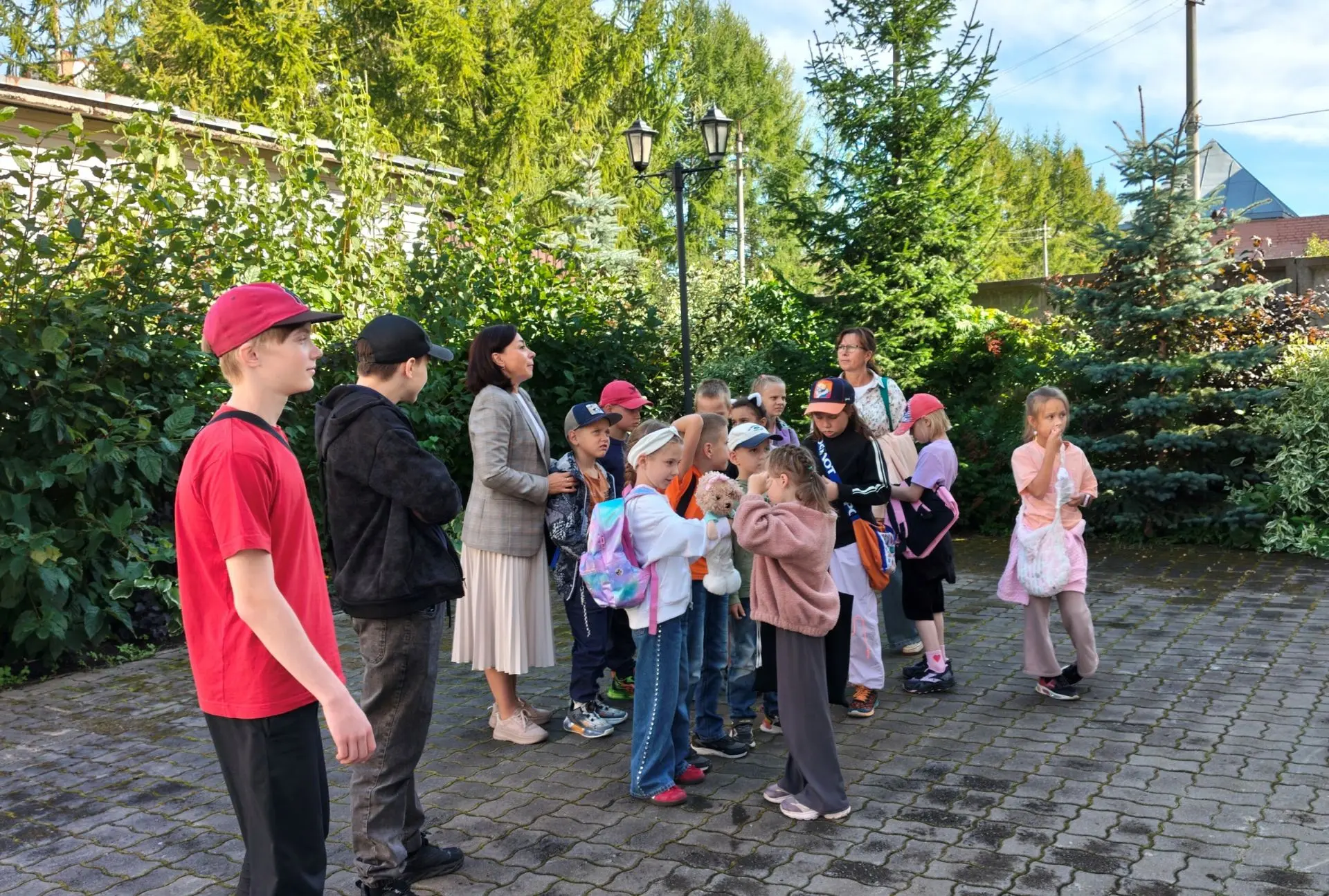 Сегодня гостями Ломоносовского дома были ребята из центра развития ребенка "Вундеркит"....