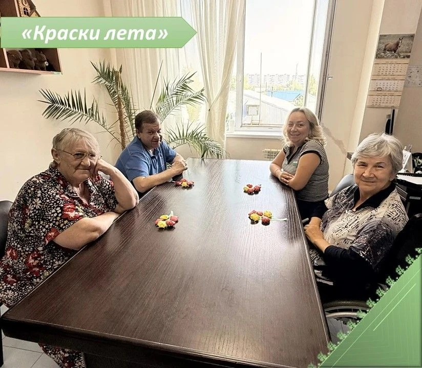 В Нижневартовском специальном пансионате прошло увлекательное занятие с инструктором по...