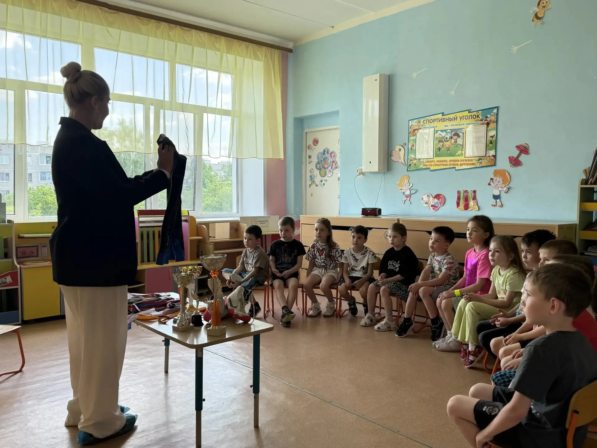 🔥Встречи дошкольников с людьми, являющимися патриотами своей страны🇷🇺, защищающими и...