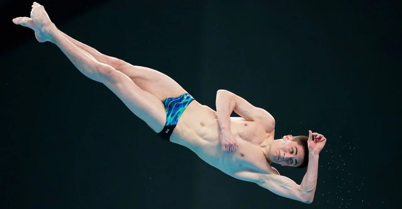 🏆 Россиянин Руслан Терновой стал чемпионом Европы в прыжках в воду с 10-метровой вышки.