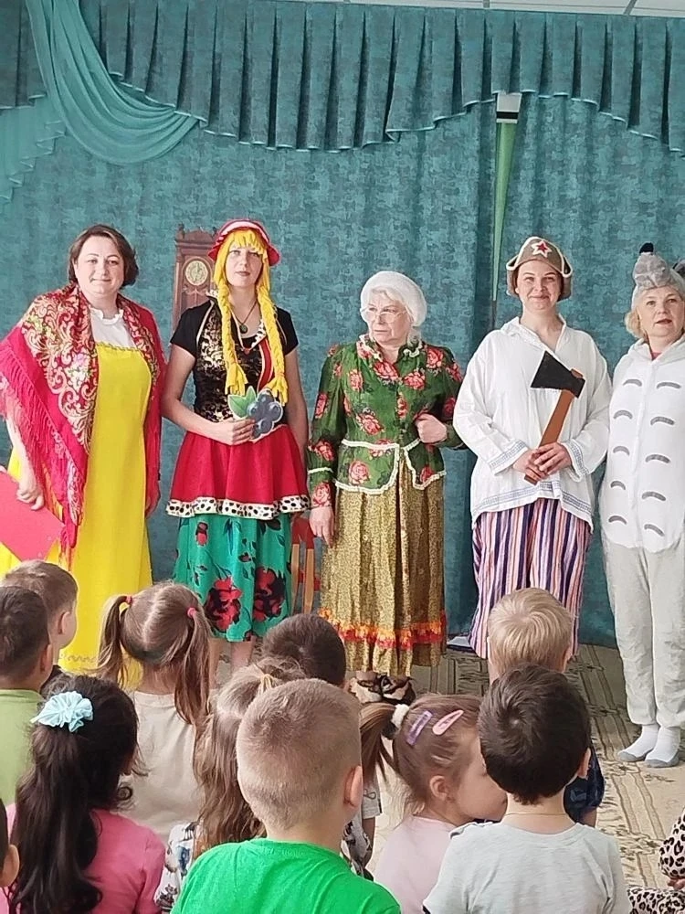 ✨Педагоги нашего детского сада организовали для детей старших групп театрализованное пр...