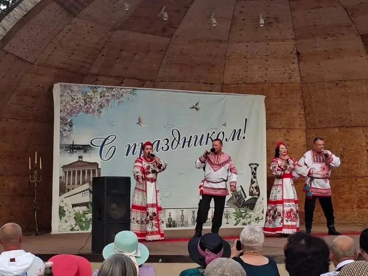 🪗В Никольске состоялся концерт ансамбля народной песни «Славяне» Пензенского областног...