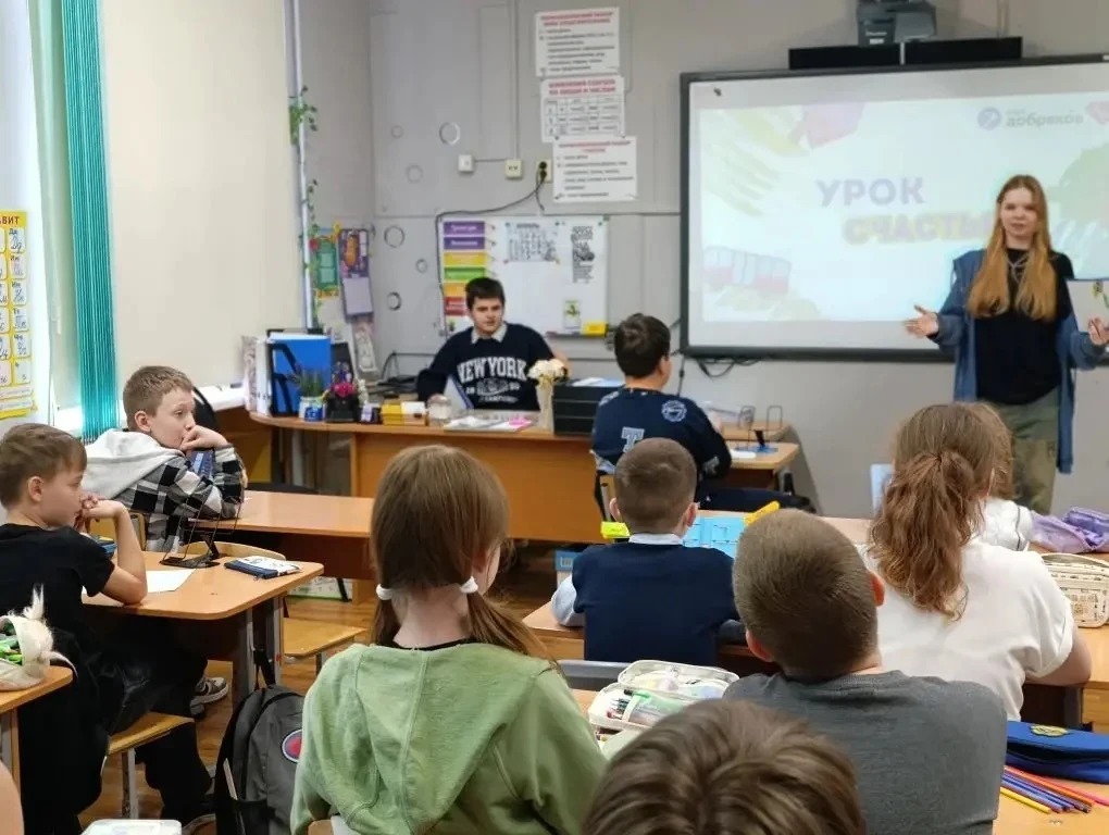 🤝 💚 Уроки добра и доступной среды: как «ДоброТворцы» меняют мир вокруг  Наши «ДоброТворцы» провели д