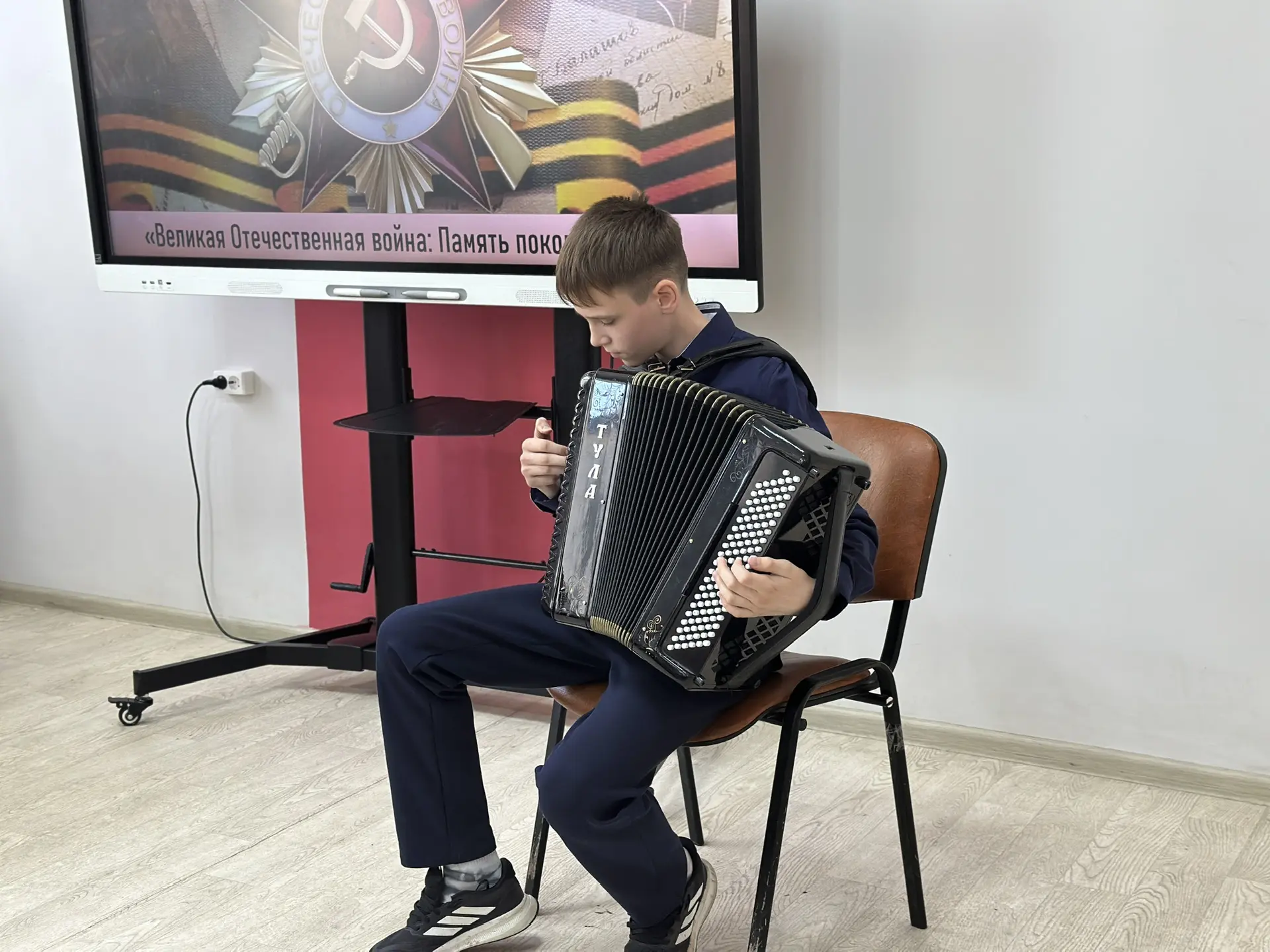 ✨ В эти майские дни мы с особым трепетом вспоминаем о великом подвиге советского народа. В нашей шко