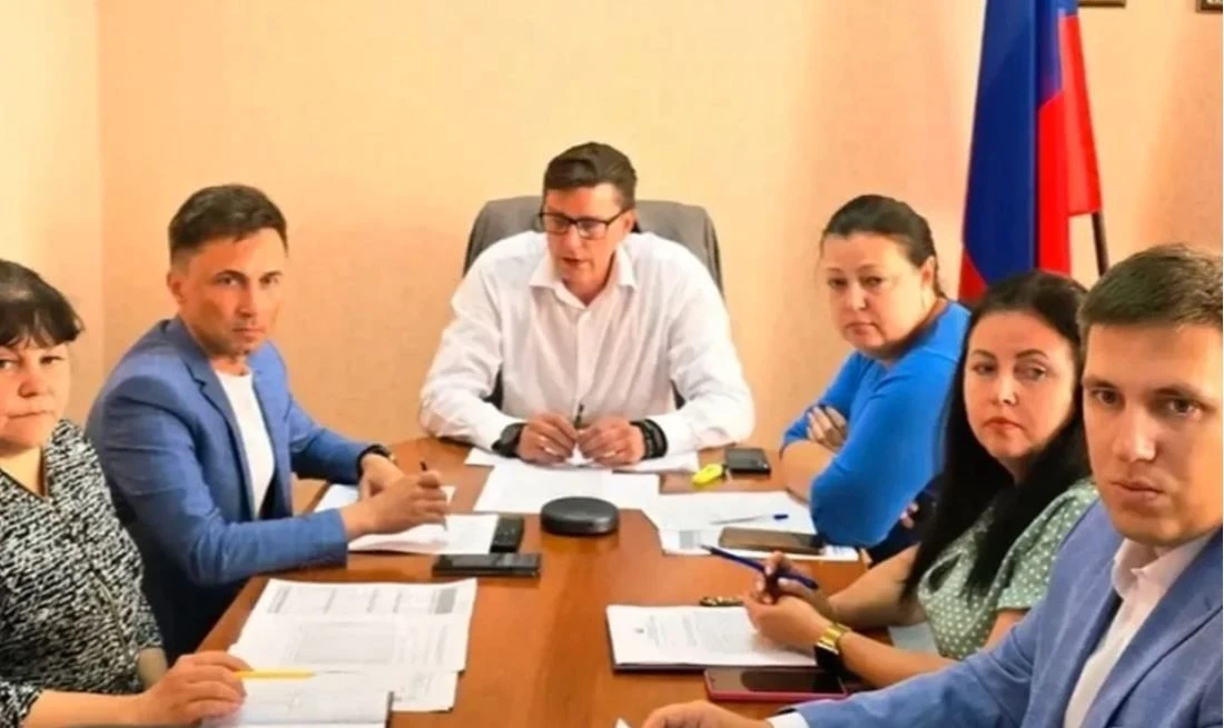В Минсельхозе ЛНР обсудили подготовку к уборочной кампании 2026 года

❗️ Совещание провел глава ведо