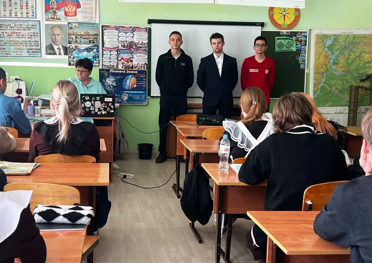 🎓 Электротехнический факультет продолжает профориентационную работу, направленную на знакомство буду