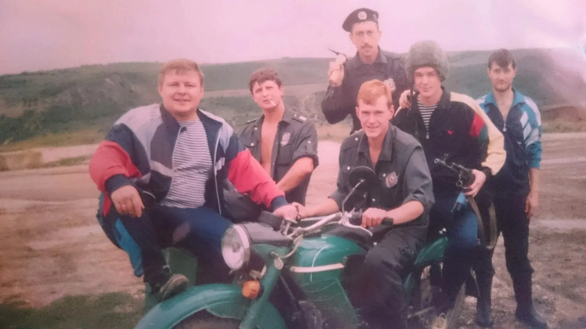Курские инспектора спец роты ГАИ. Чечня. 1998 год.