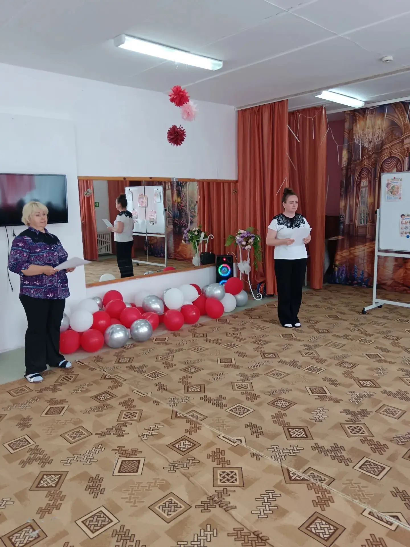 Спортивный досуг «День здоровья» в МДОУ детском саду «Тополек»

«3 июля» в МДОУ детском саду «Тополе