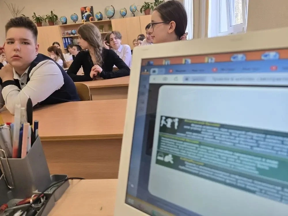 В 6-А классе, классный руководитель Прокофьева О. Н., прошел классный час "Что мы знаем о травле?"  