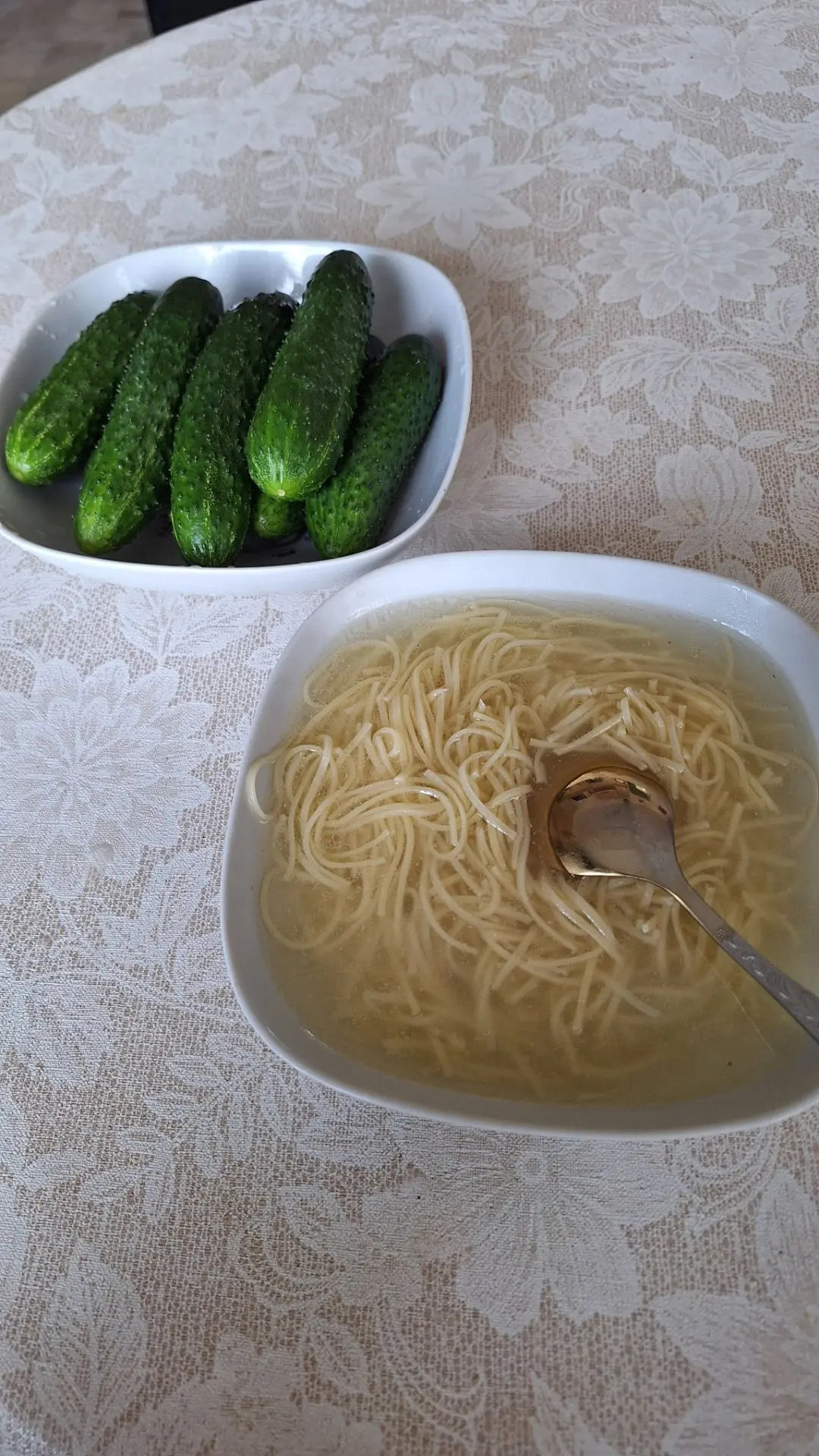 Мой вкуснейший обед. Лапша на перепелином бульоне. Это даже не рассказать словами как вкусно. В этот