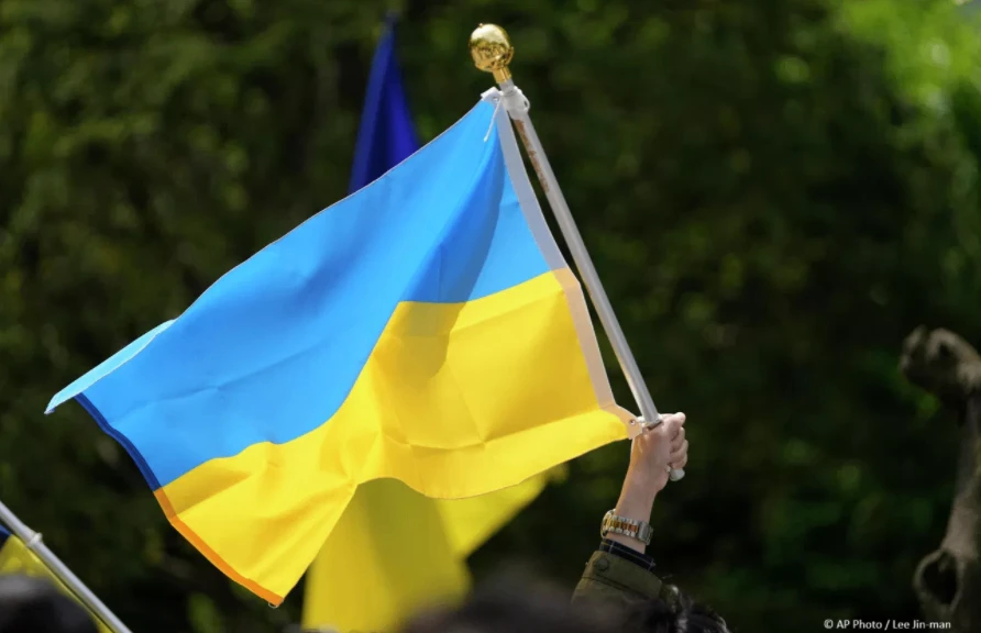 Украина за год потеряла около 1,2 миллиарда долларов на коррупции в закупках вооружений...
