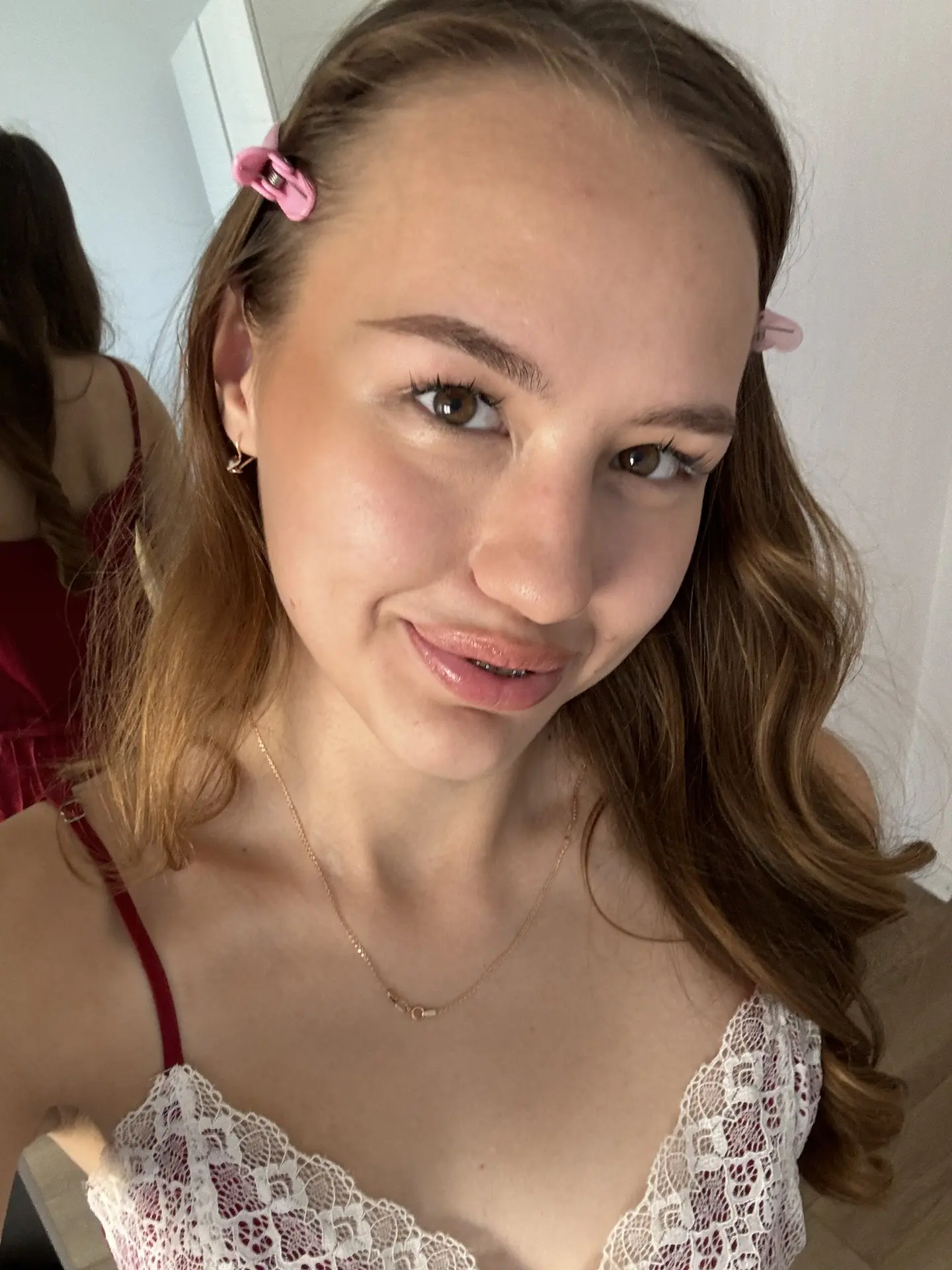 🎀Я уже ношу брекеты целые ПОЛГОДА 🎀
Поэтому записала видосик о их минусах, с которыми успела столк