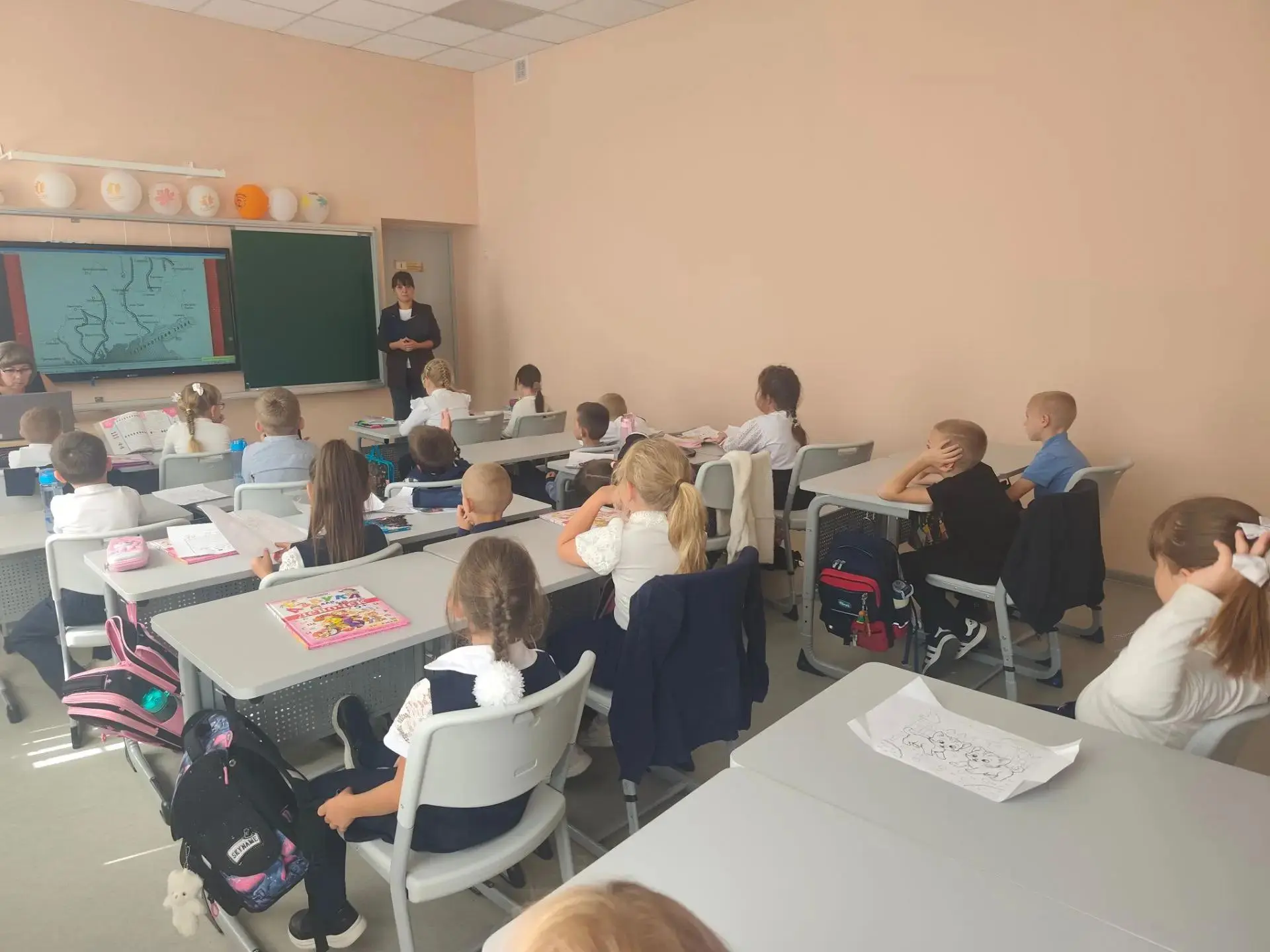 Ко Дню освобождения Донбасса в МБУ «Марьяновский СДК» прошёл час исторической хроники «...