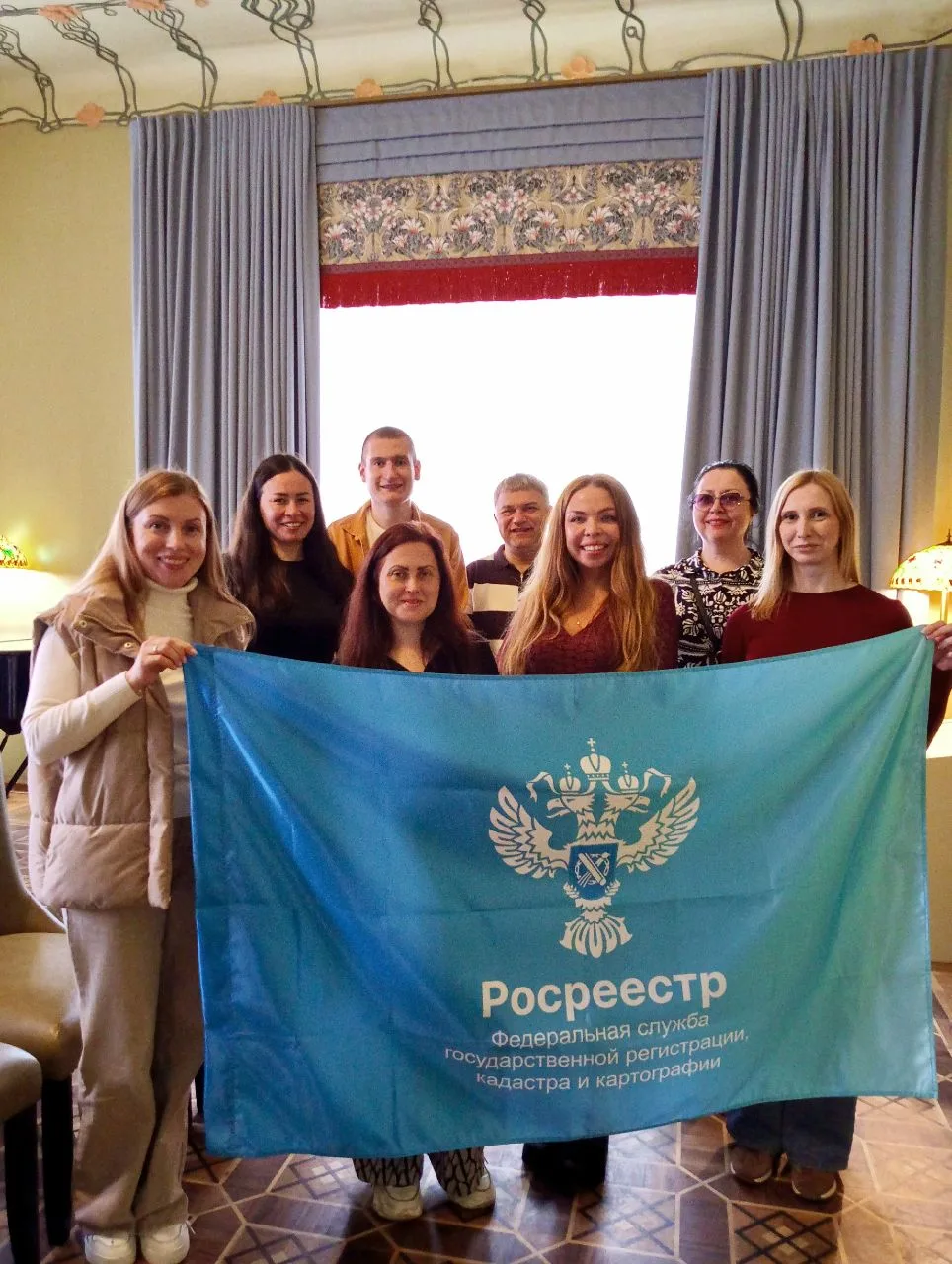 В преддверии Дня России члены Молодежного совета и профсоюза самарского Росреестра побывали в Музее 