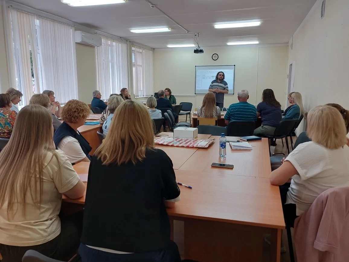 🩺 Придут на помощь

👨‍🏫 В ПривГУПС завершились занятия сотрудников университета по совершенствова