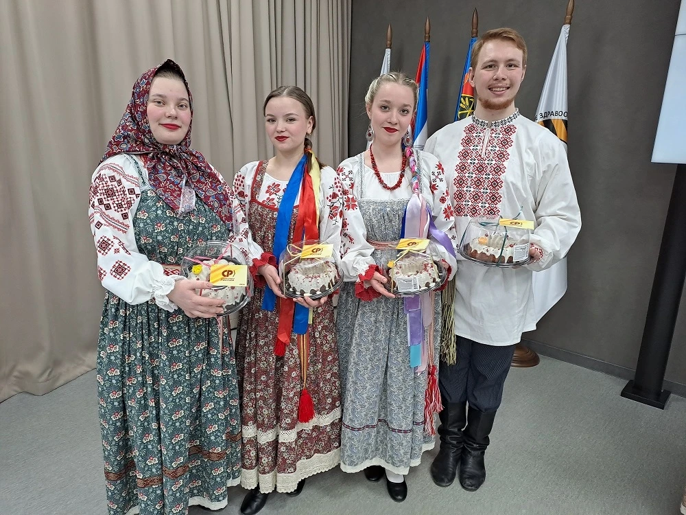 Ансамбль народной музыки «Любава» КемГИК выступил в Кузбасском госпитале ветеранов войн  ✅10 апреля 