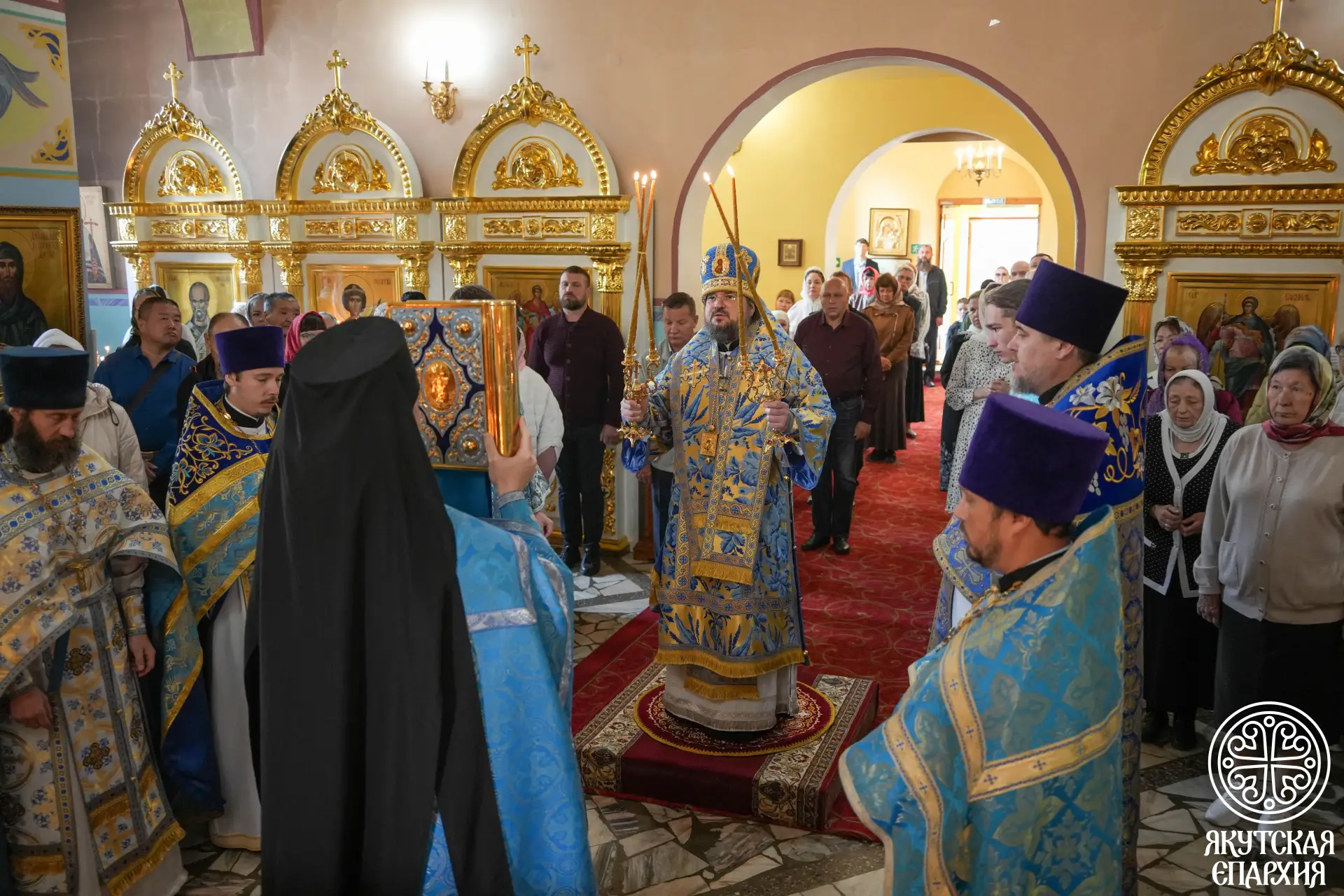 В храме Новомучеников и Исповедников Российских города Алдана совершена Архиерейская Ли...