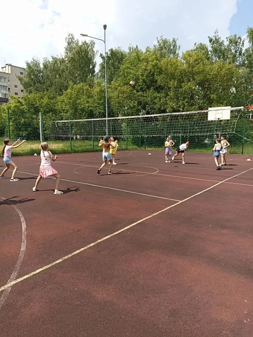 🌟Сегодня наш пришкольный лагерь «Солнышко» жил на одной волне — волне спорта, творчества и искренне