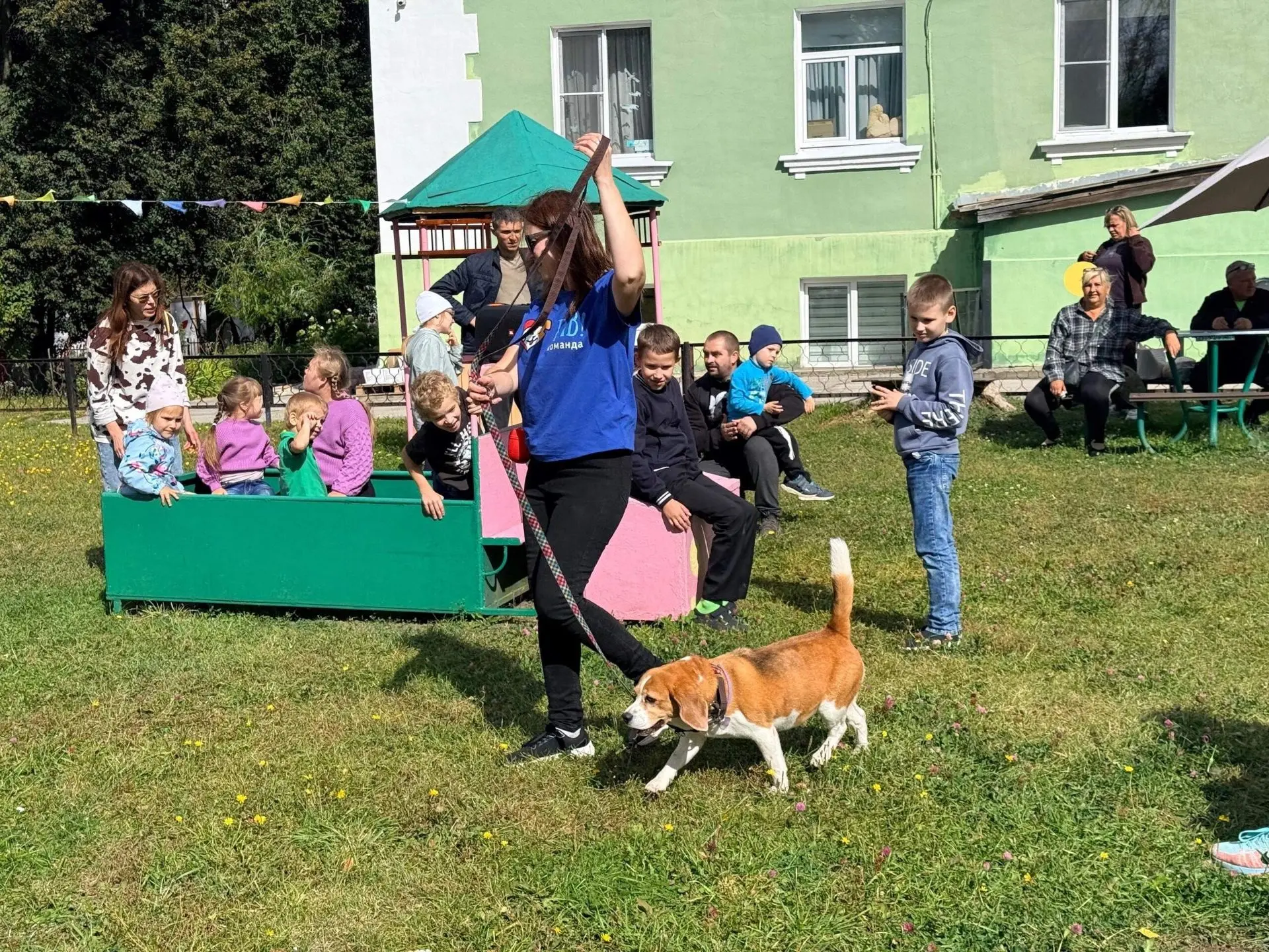 Сегодня наш «Клуб выходного дня» посетили друзья из волонтерского движения «Дорогою доб...