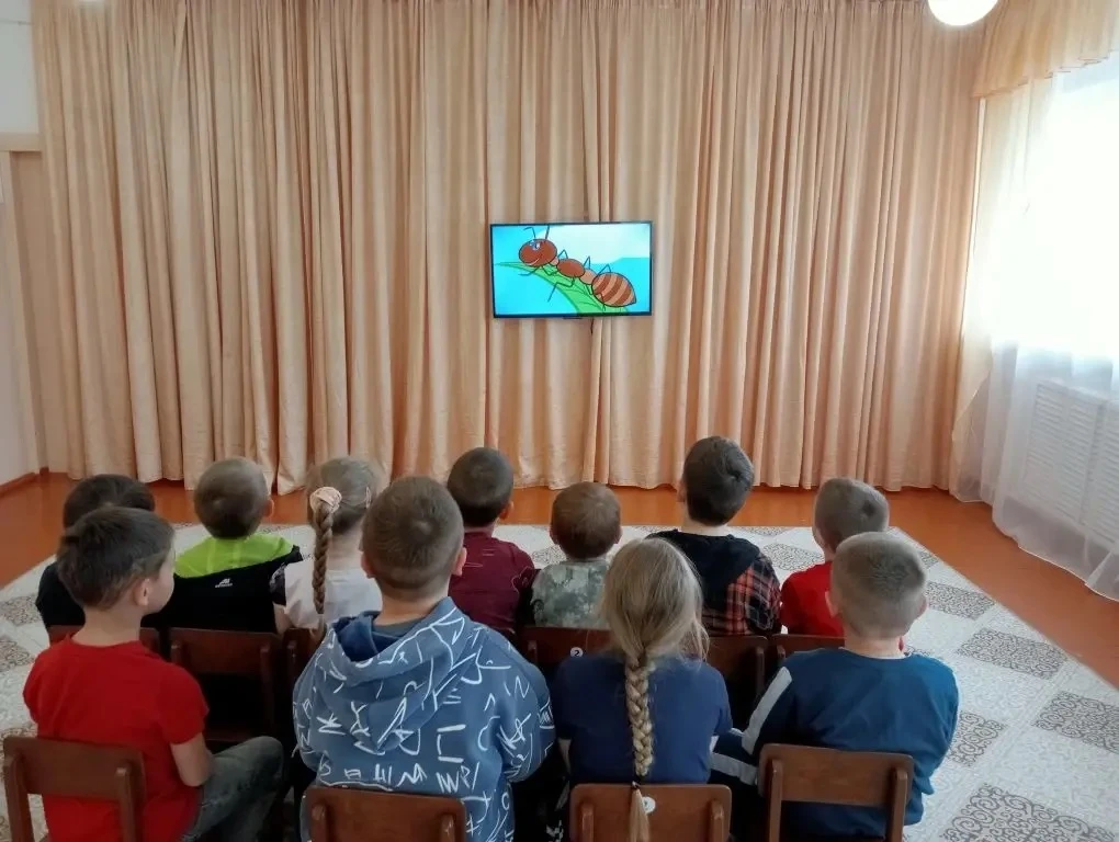 🐜17 мая очень интересный и необычный праздник - День Муравья.