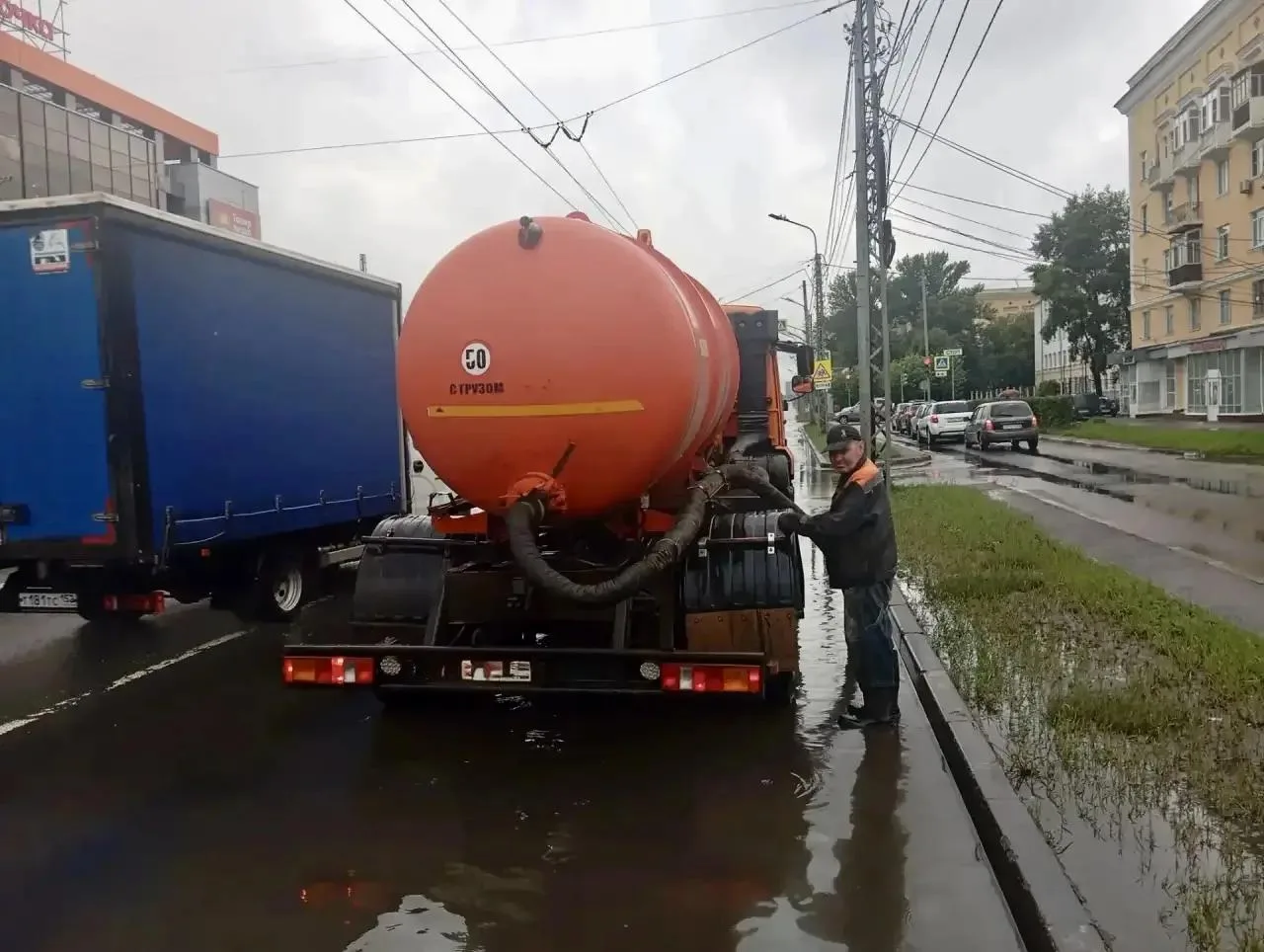 👌 Дождь в Нижнем никак не заканчивается, но ситуация под контролем.

В местах, где есть локальные с