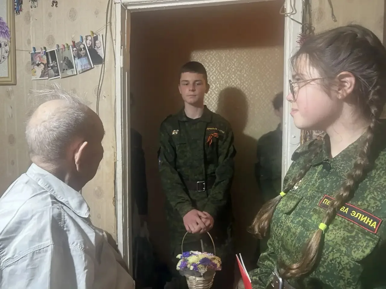 🎖️Сегодня обучающиеся 7 кадетского класса собрались, чтобы поздравить с наступающим 81-летием Победы