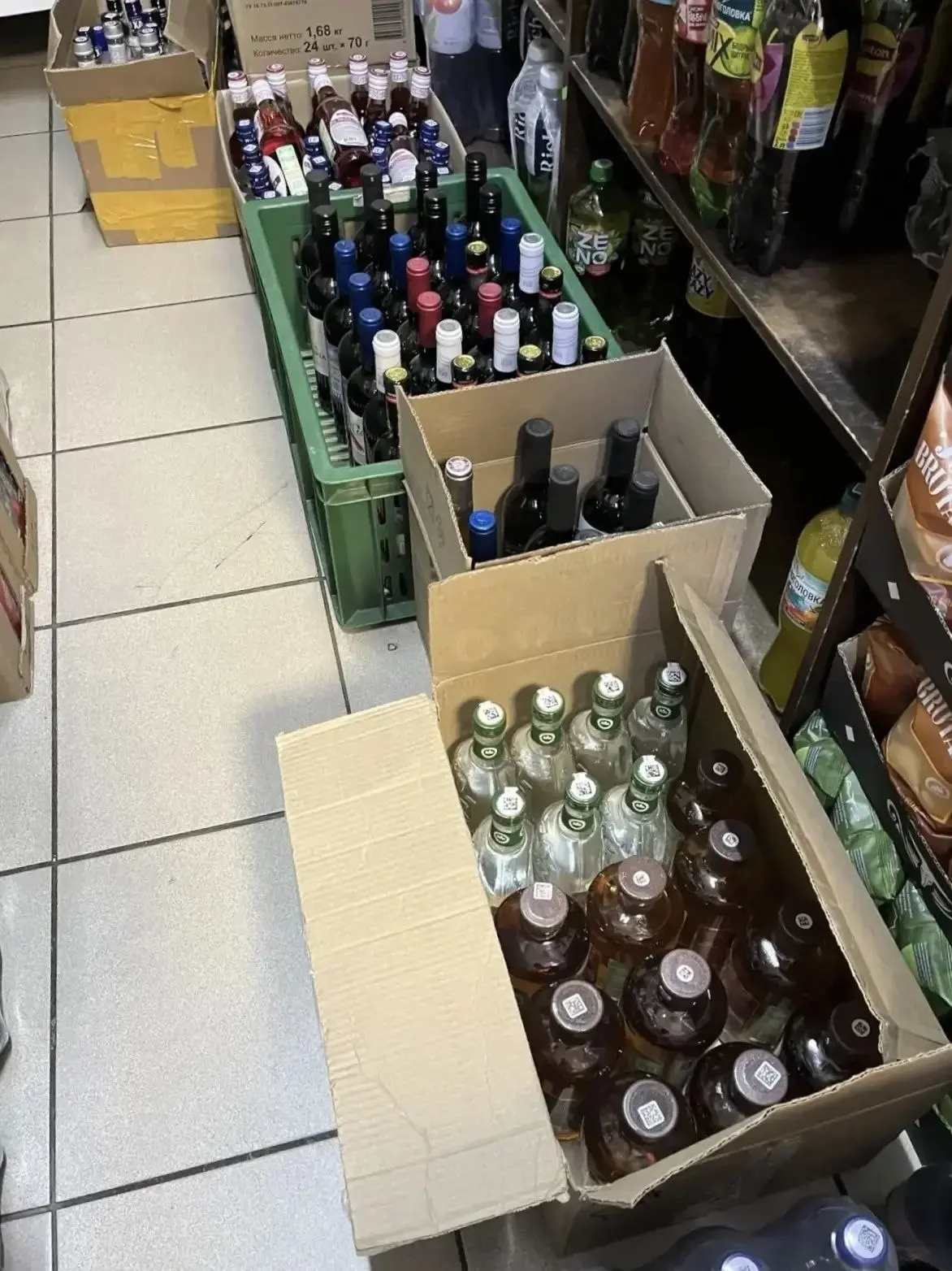 В череповецком магазине на Ленина, 39а изъяли незаконную партию вейпов стоимостью свыше...