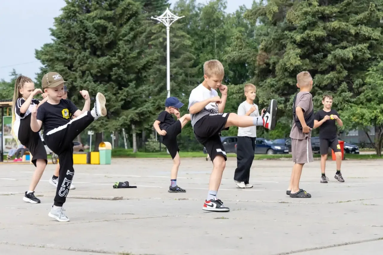 🧘⚽ #ЕР поддержала спортивную субботу в Биробиджане

В минувшую субботу Биробиджан снова стал площад