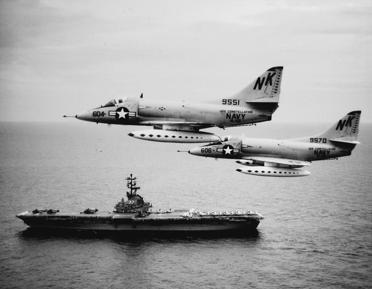 5 августа 1964 года армия США начала операцию "Pierce Arrow" ("Пронзающая стрела") - пе...