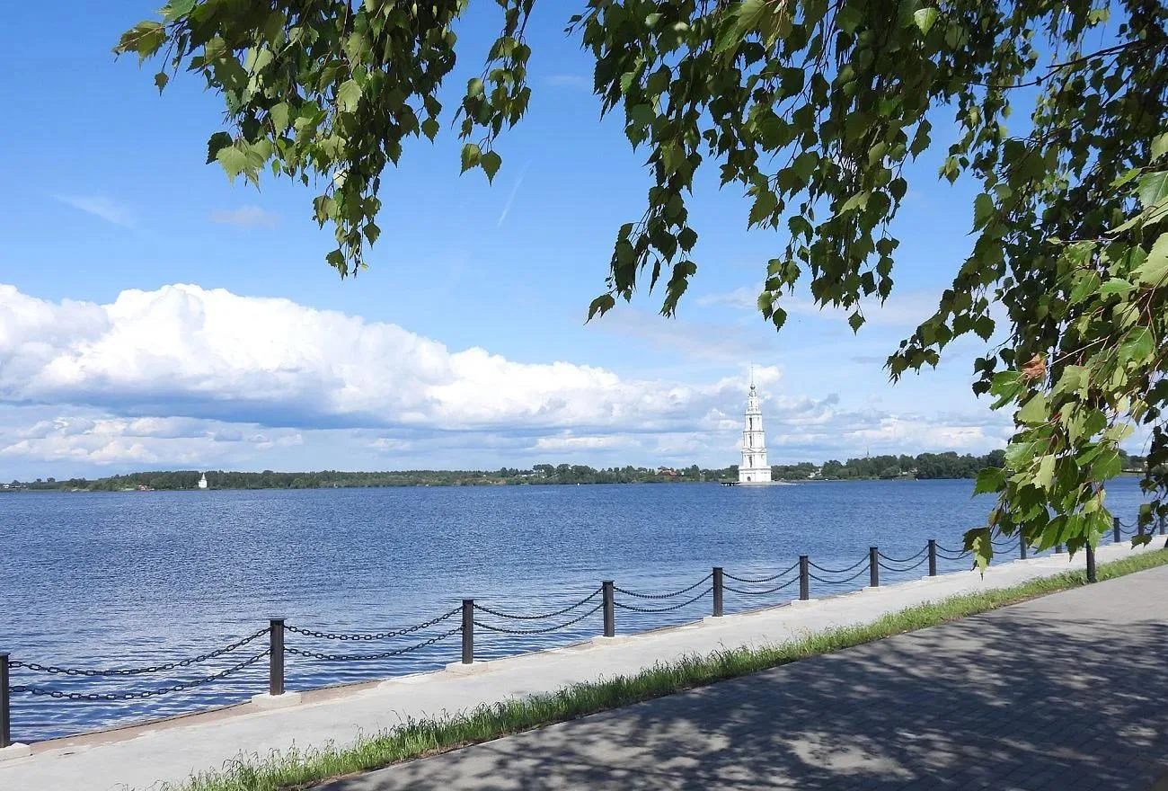 Виталий Королев поздравил жителей Калязинского, Лихославльского, Спировского и Фировского округов с 