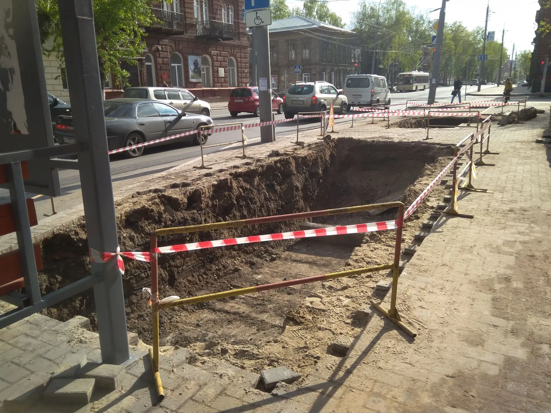 ☎ В Томске заработали горячие линии по вопросам подключения горячей воды.