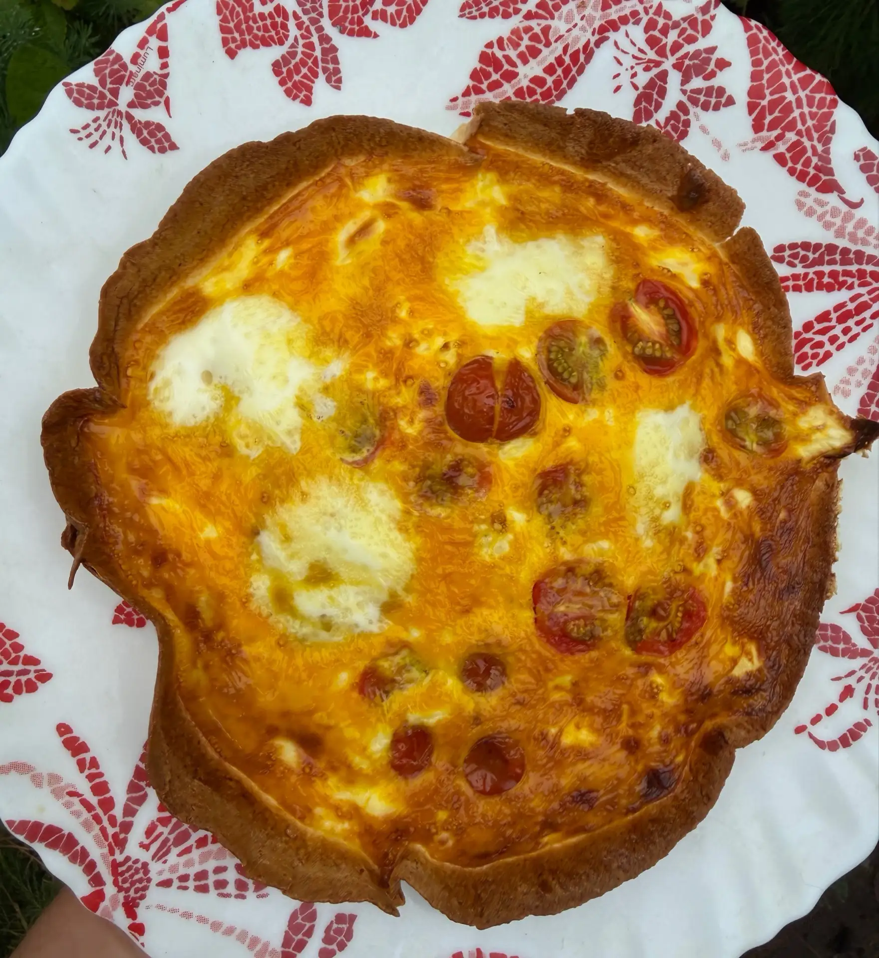 Вот такой вот вкусный завтрак получается в аэрогриле. 

И как я без него раньше жила.

Лепешка/лаваш