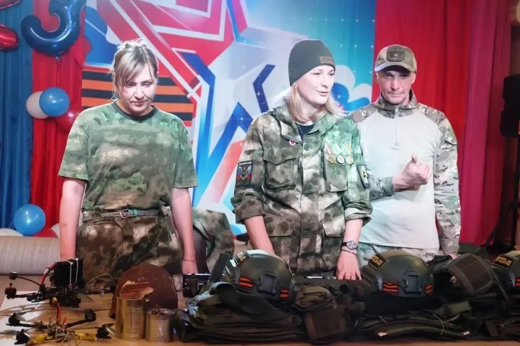 Автоволонтёры СВО провели в центре «Юность» урок мужества  🤝В центре «Юность» продолжаются традицион