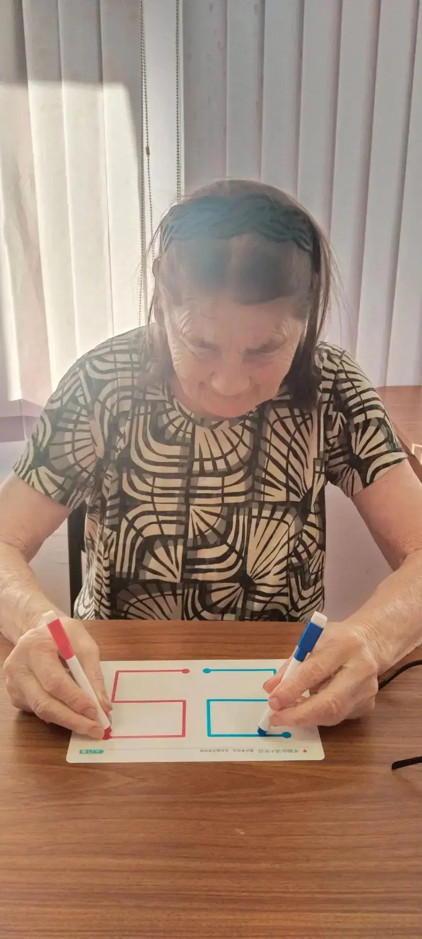 ✅️Психолог центра провела  с получателями социальных услуг очередное занятие с использо...