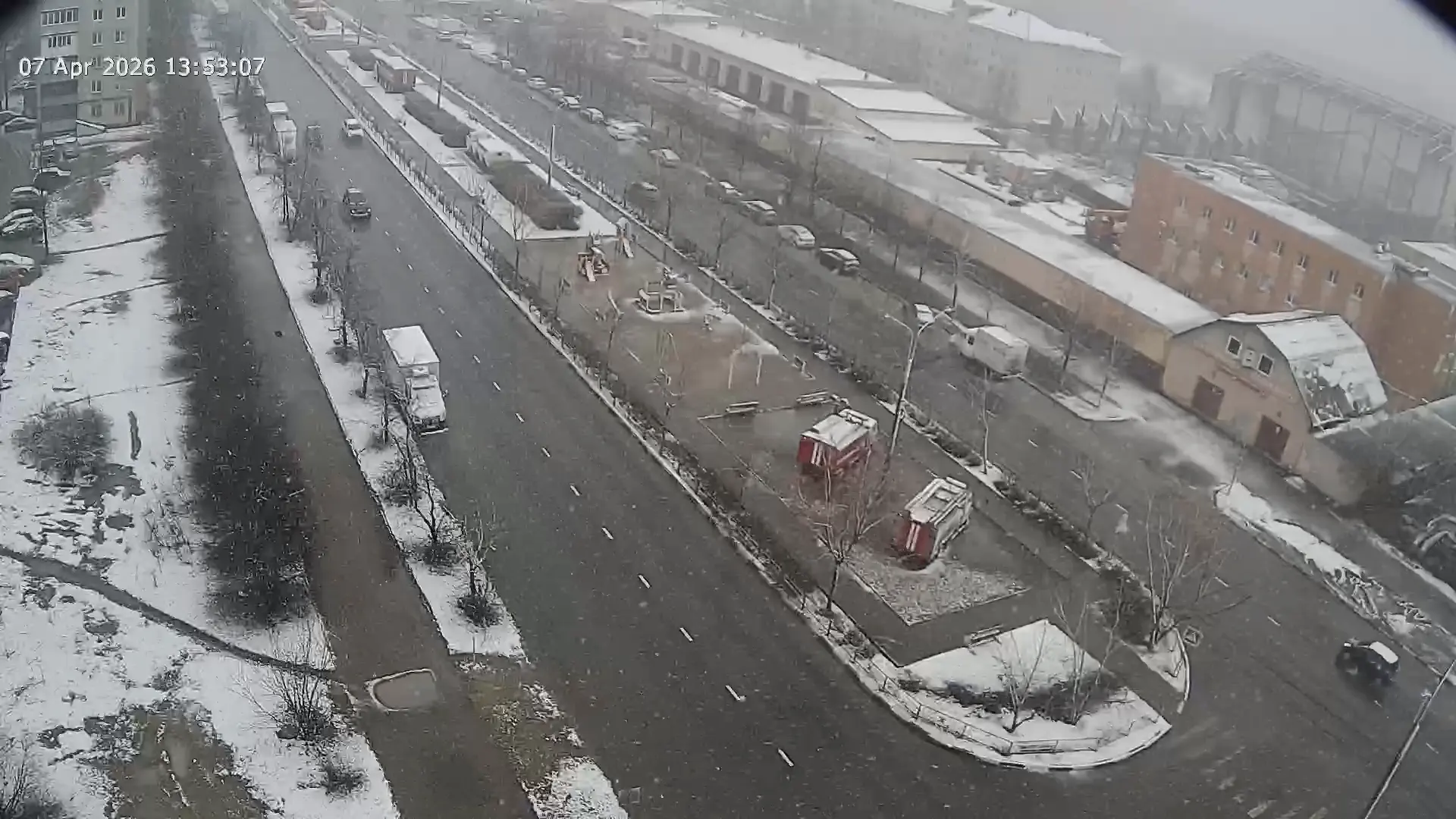 ❄️ Обстановка в Иваново сейчас. Начинается формирование временного снежного покрова. По...