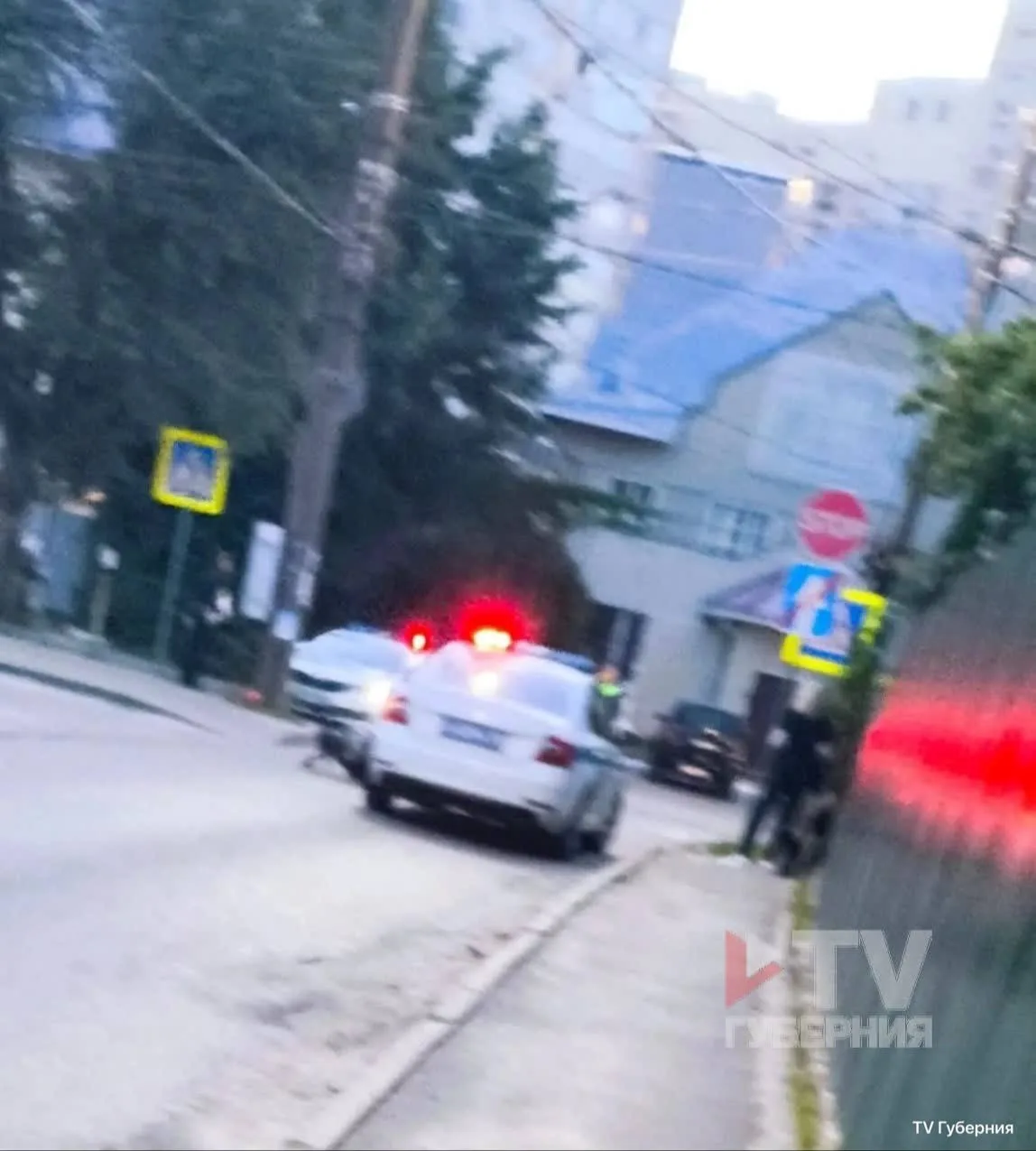 😱Юный скутерист влетел в машину ГИБДД на перекрестке переулка Здоровья и Ипподромной

Вместо того ч