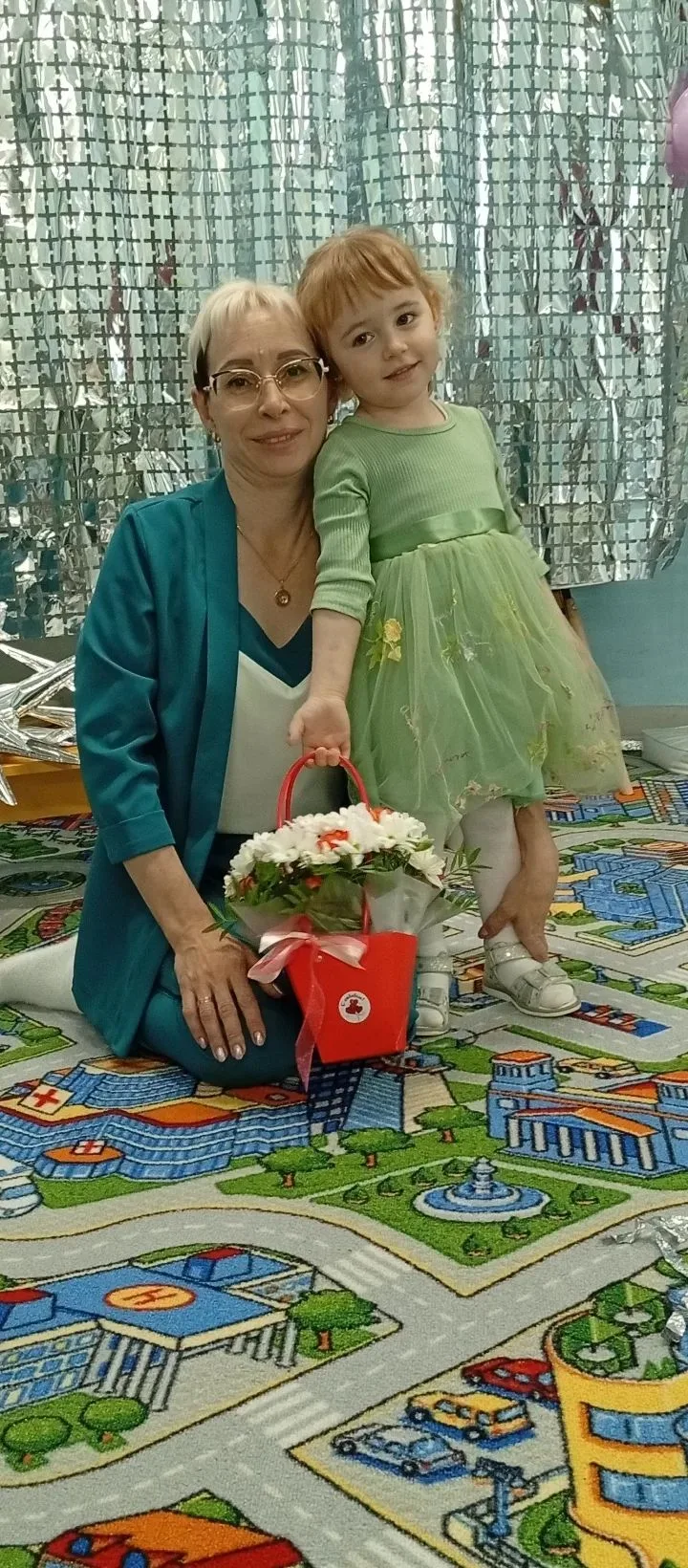 Конкурс семейных фотографий «Семья. Там, где живет счастье» - продолжается🥰

И  вот настало время п