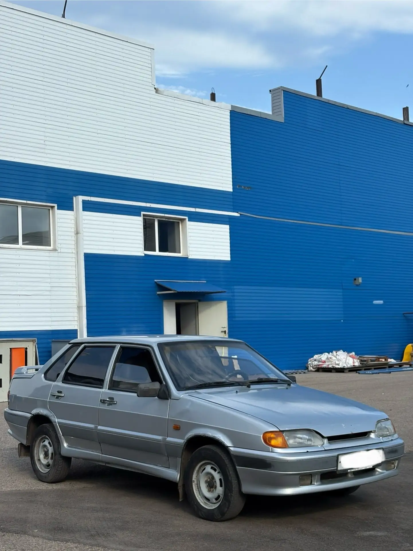 Продам 2115 2005 года