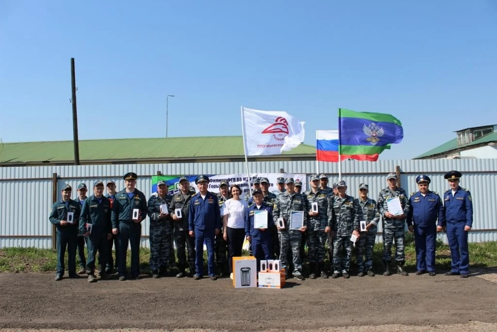 🚂🔥 Соревнования звеньев ГДЗС в гарнизоне г. Агрыз  На базе пожарно-спасательного гарнизона г. Агрыз 