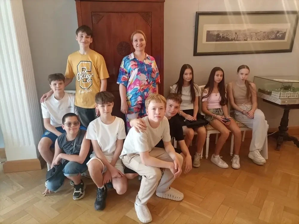 Подходит к концу учебный год, все с нетерпением ждут каникул. Но ученики из 7в класса ж...