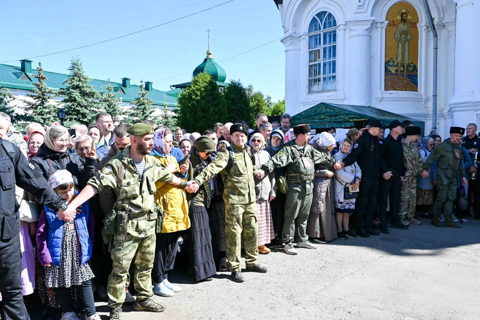 Губернатор Кировской области Александр Соколов поблагодарил всех, кто принимал участие ...