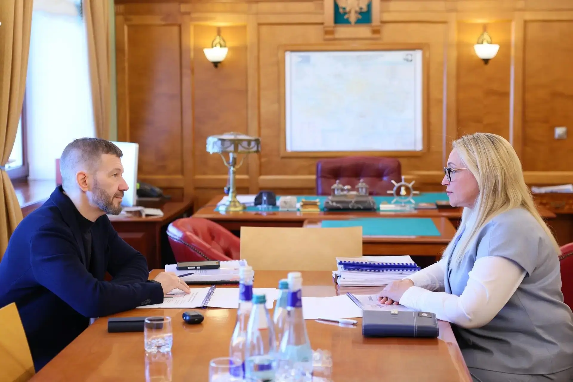 Глава Чукотки Владислав Кузнецов принял доклад уполномоченного по правам ребенка и уполномоченного п