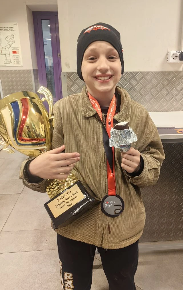Скромно отметили второе место на турнире мороженым 🍨🏆🥈