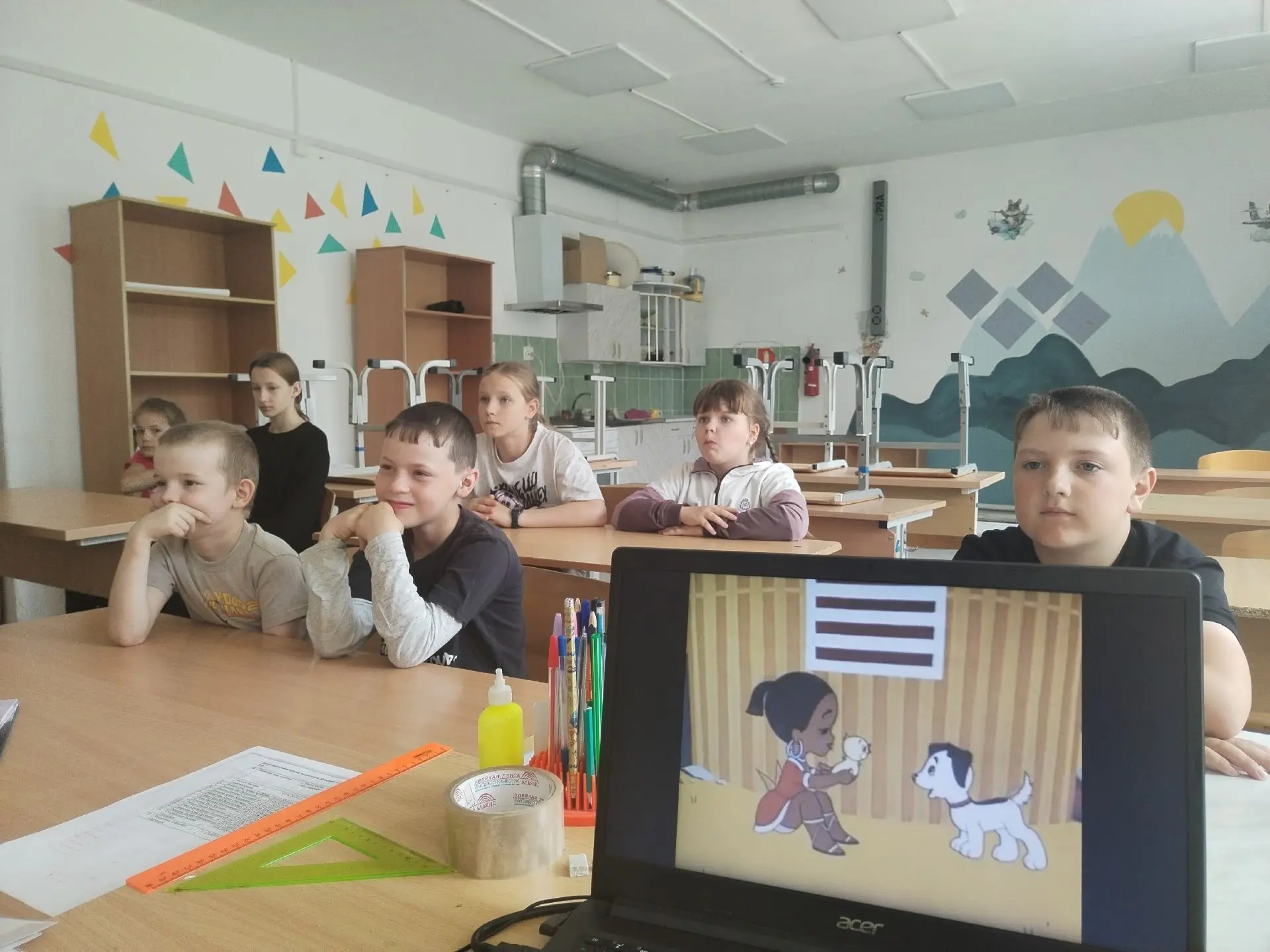 1 июня на базе нашей школы состоялся фестиваль "Уральское детство", приуроченный ко Дню...