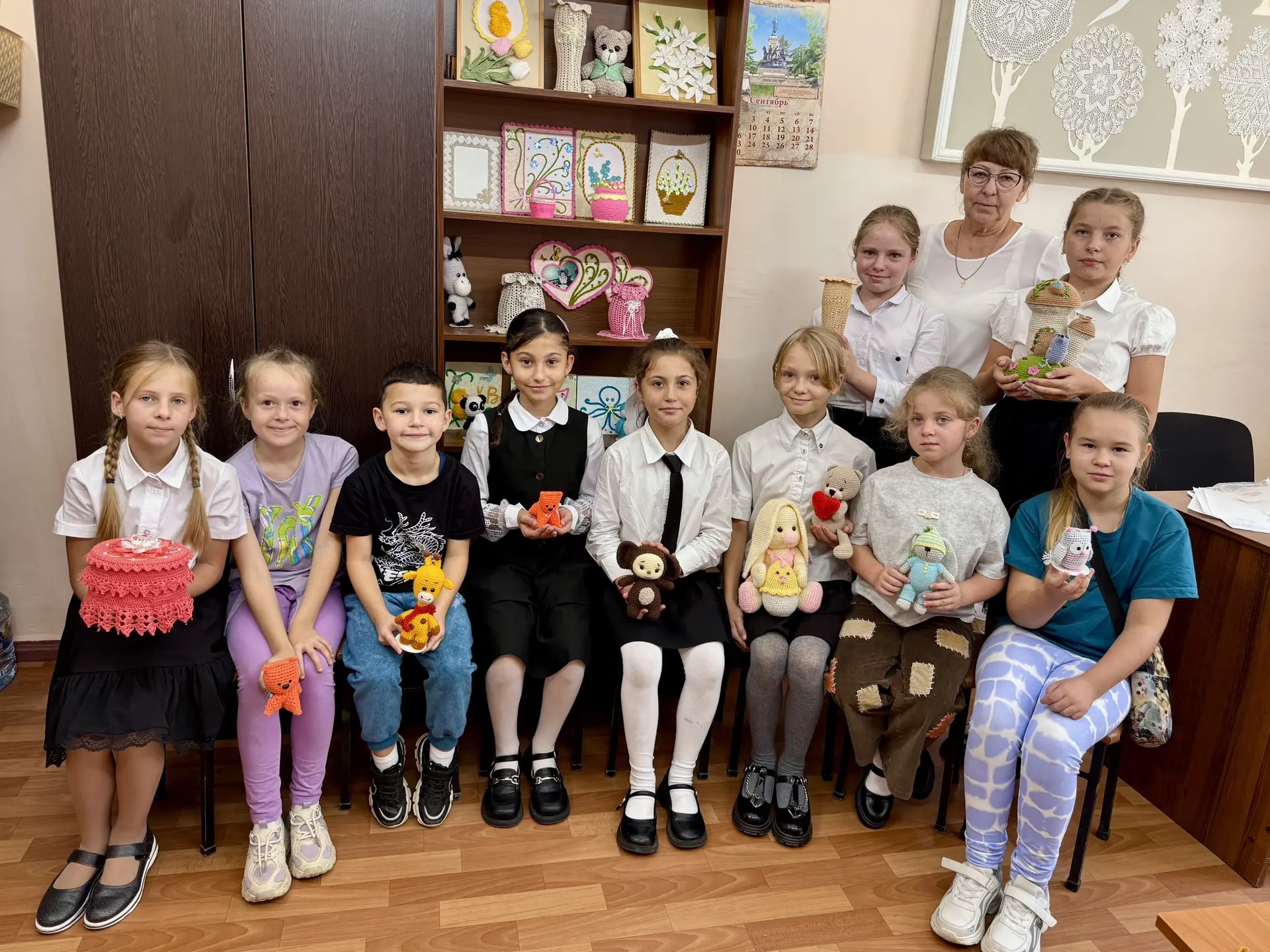 🌟Итак, друзья, начнём знакомить вас с нашими творческими объединениями!

🧶Первое, о котором мы сег
