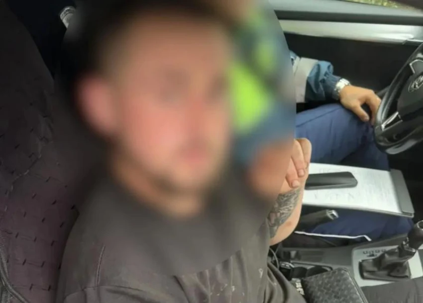 В Ростове сотрудник автосервиса угнал машину клиента и попал в ДТП