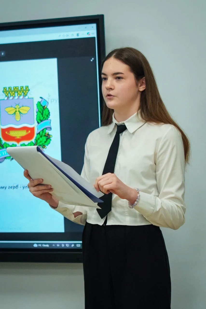 Ученица нашей школы Науменко Виталина продемонстрировала блестящие знания и навыки исследовательской