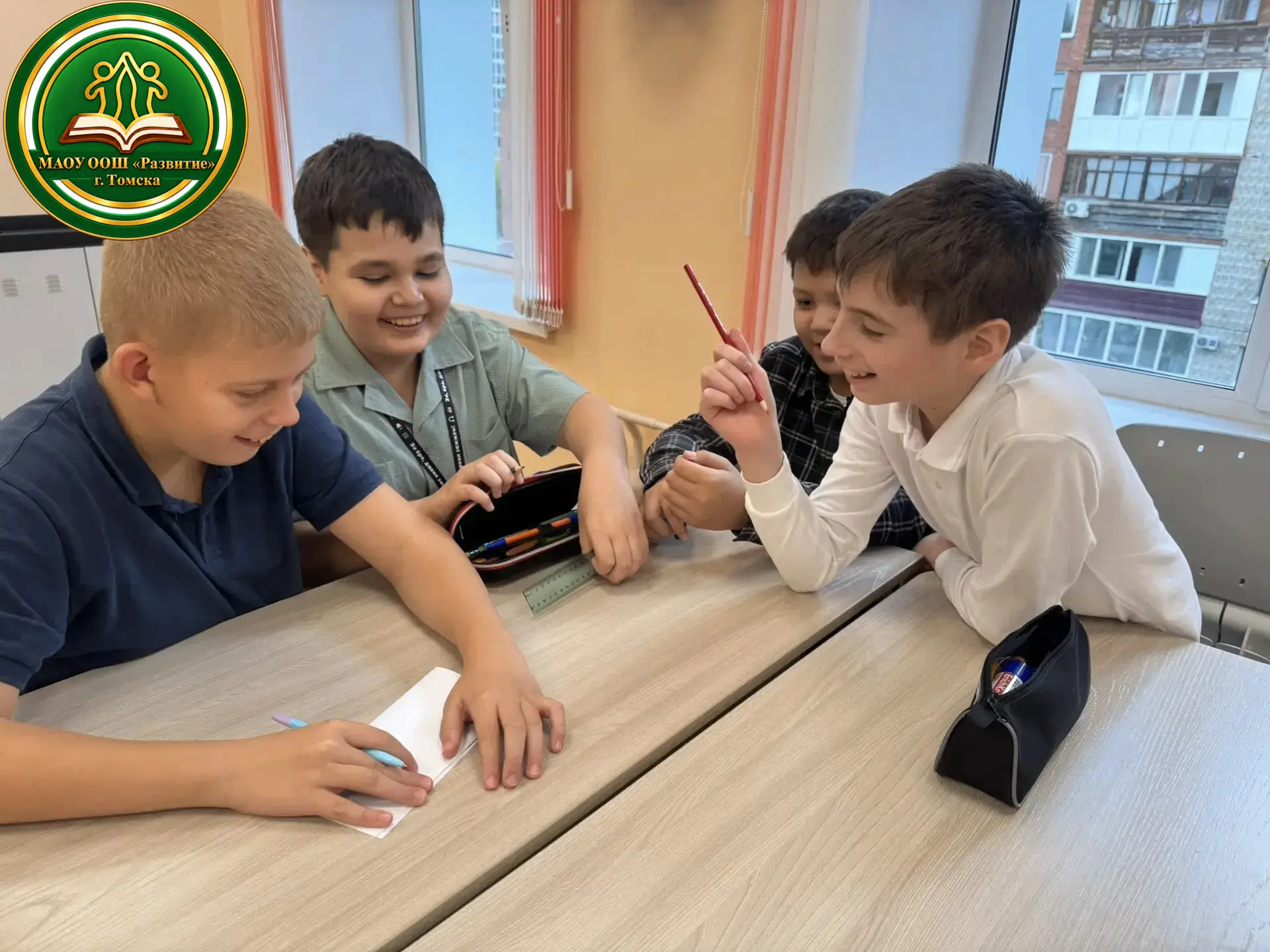 🍂🍁 В 6А и 6Г классах прошла Осенняя викторина! 🦔✨