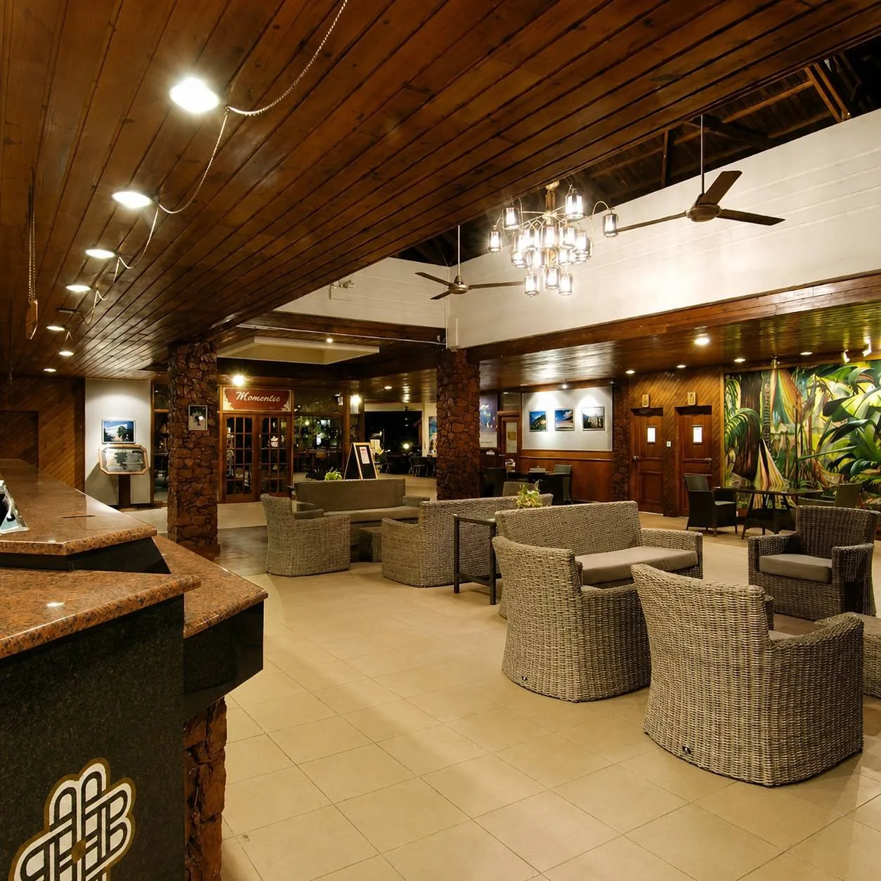 🩵Первая линия океана на одном из лучших пляжей Сейшел

Berjaya Beau Vallon Bay Resort & Casino 4* 
